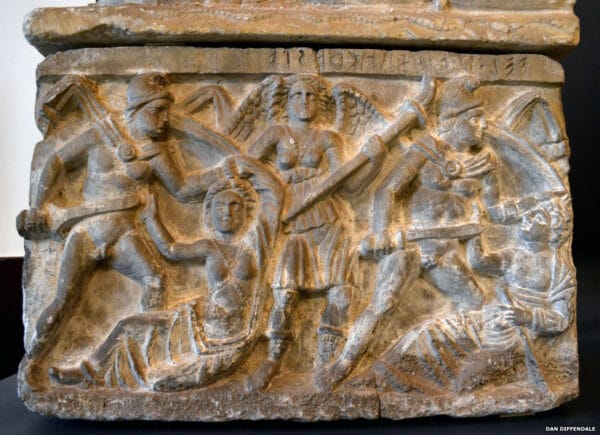 Etruscan_Art04_max Banner Ad - HistoryFiles.co.uk (frontpage only)