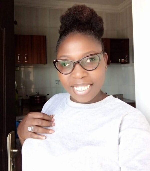 Link Insertion - MomentsWithJenny.com