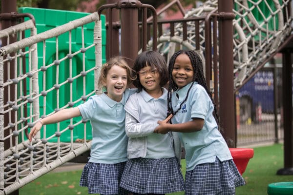 Link Insertion - OnyaMagazine.com